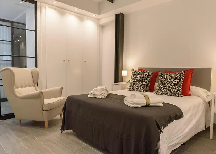 Apartamentos Constitucion By Renthas